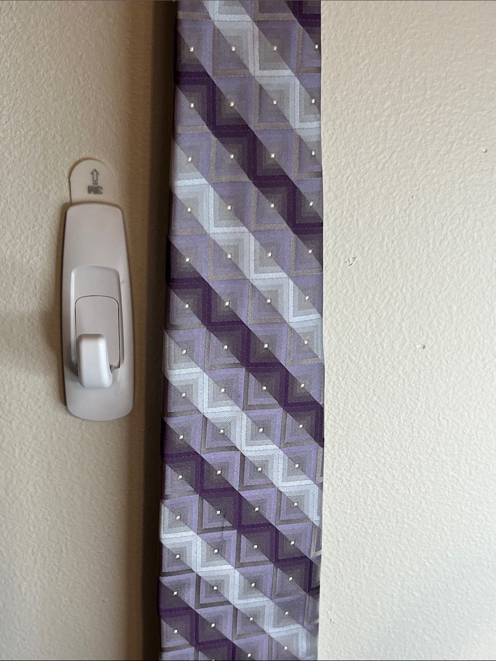 Van Heusen Lavender and Silver Geometric Silk Tie Chevron Geometric Pattern - Picture 9 of 10